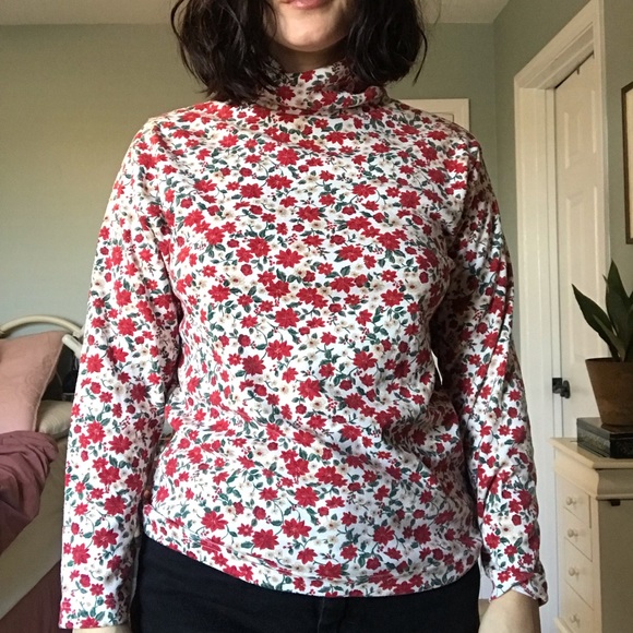 Cute vintage Christmas turtleneck - Picture 4 of 10